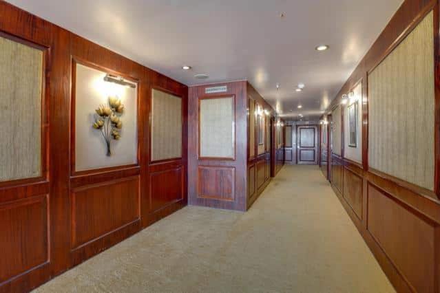 Hotel Bluestone Ghaziabad Extérieur photo